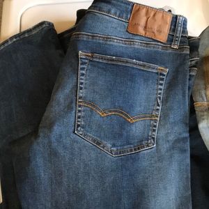 Men’s American Eagle jeans